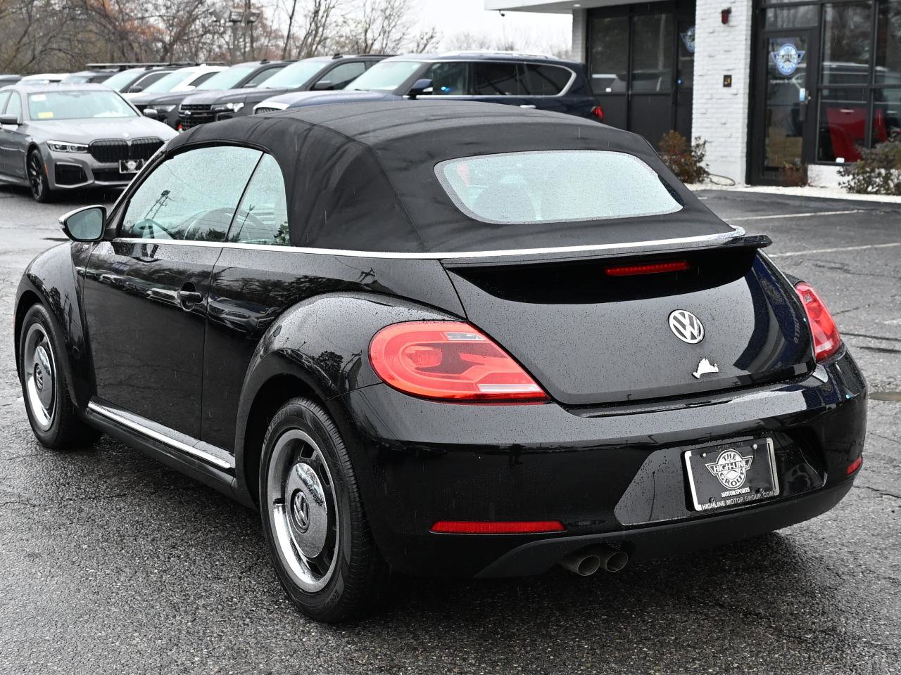 Used 2013 Volkswagen Beetle 2.5 50's Edition FWD image 10