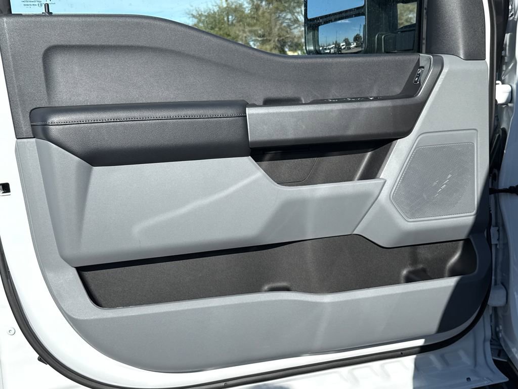 New 2026 Ford F250 XLT image 18