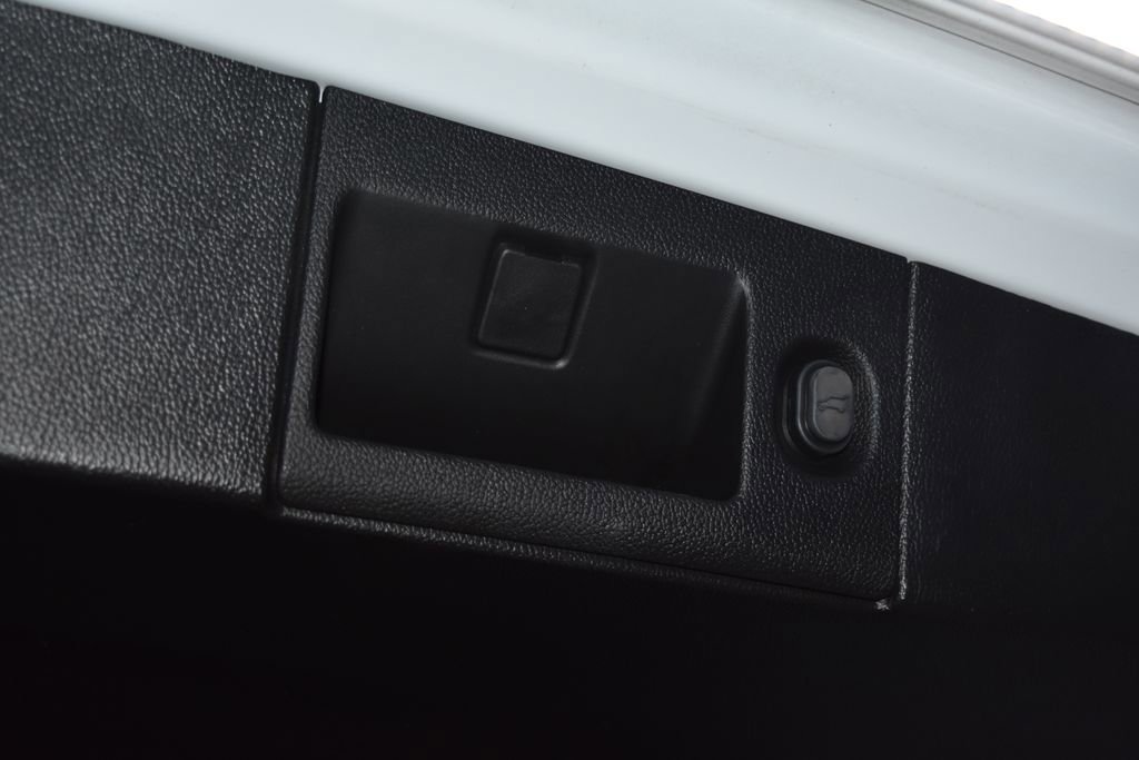 Used 2018 Chevrolet Tahoe Premier w/ RST 6.2L Performance Edition image 33