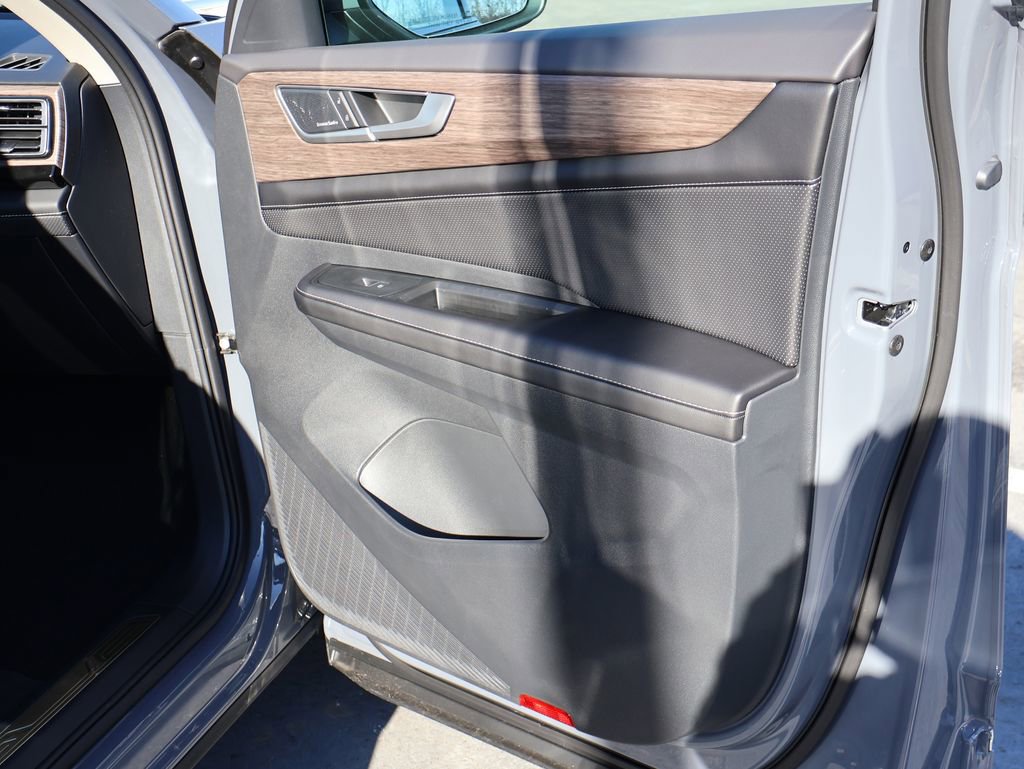 New 2026 Volkswagen Atlas SEL Premium R-Line image 16