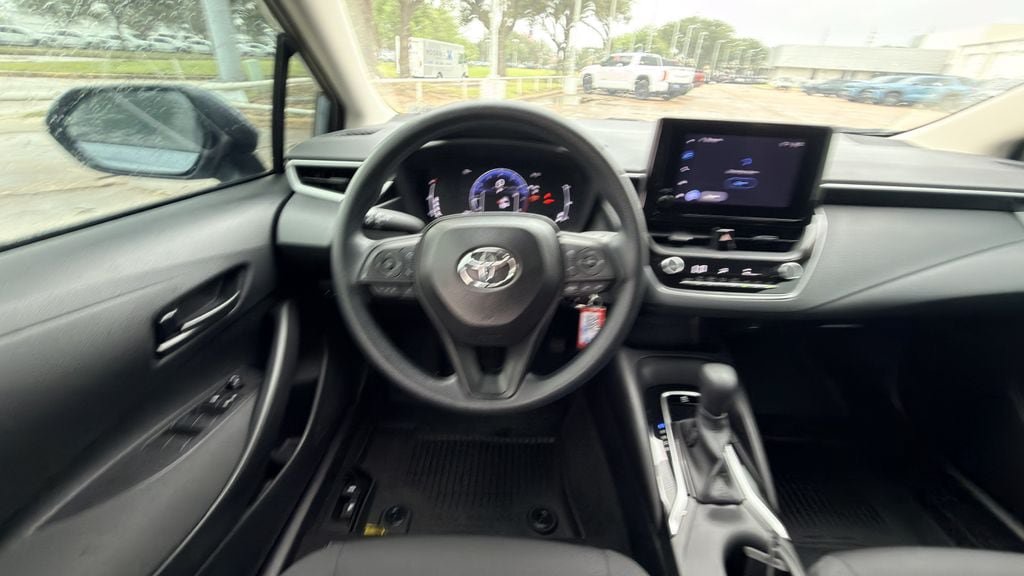 Used 2026 Toyota Corolla LE FWD image 13