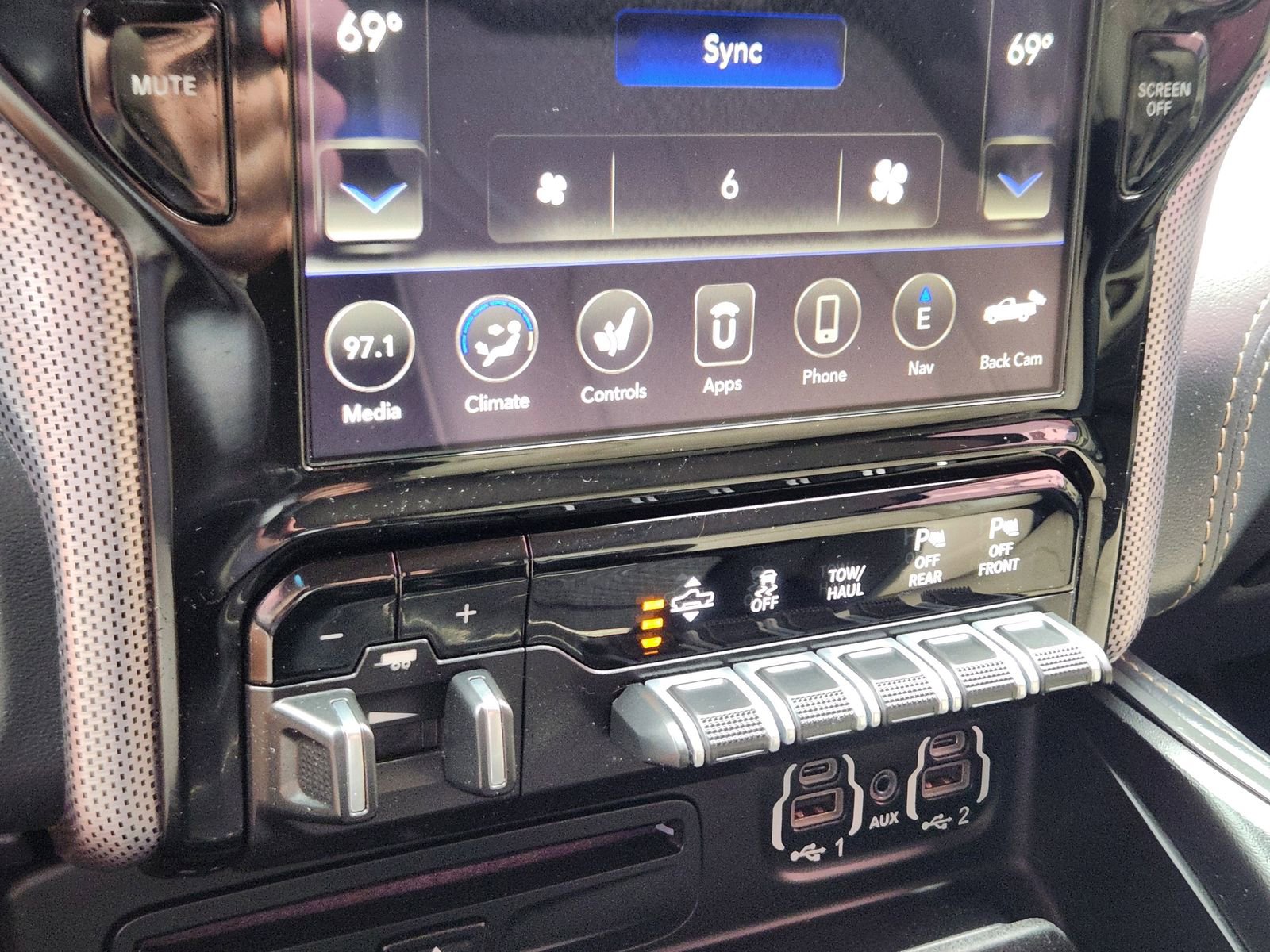 Used 2019 RAM 1500 Limited AWD/4WD image 20