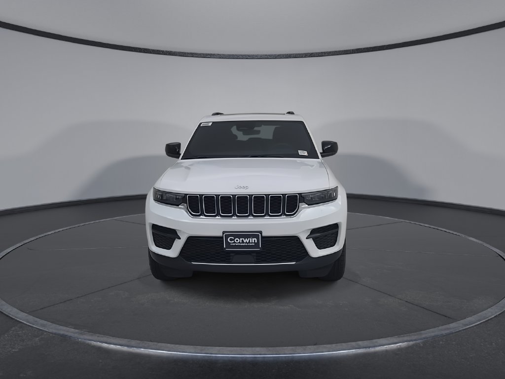 New 2026 Jeep Grand Cherokee Laredo X AWD/4WD image 6