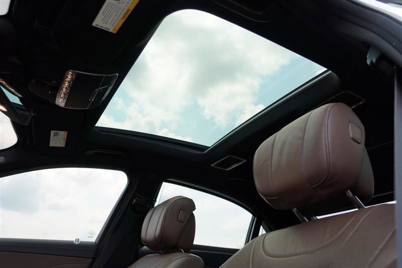 Used 2015 Mercedes-Benz S 550 4MATIC Sedan image 43