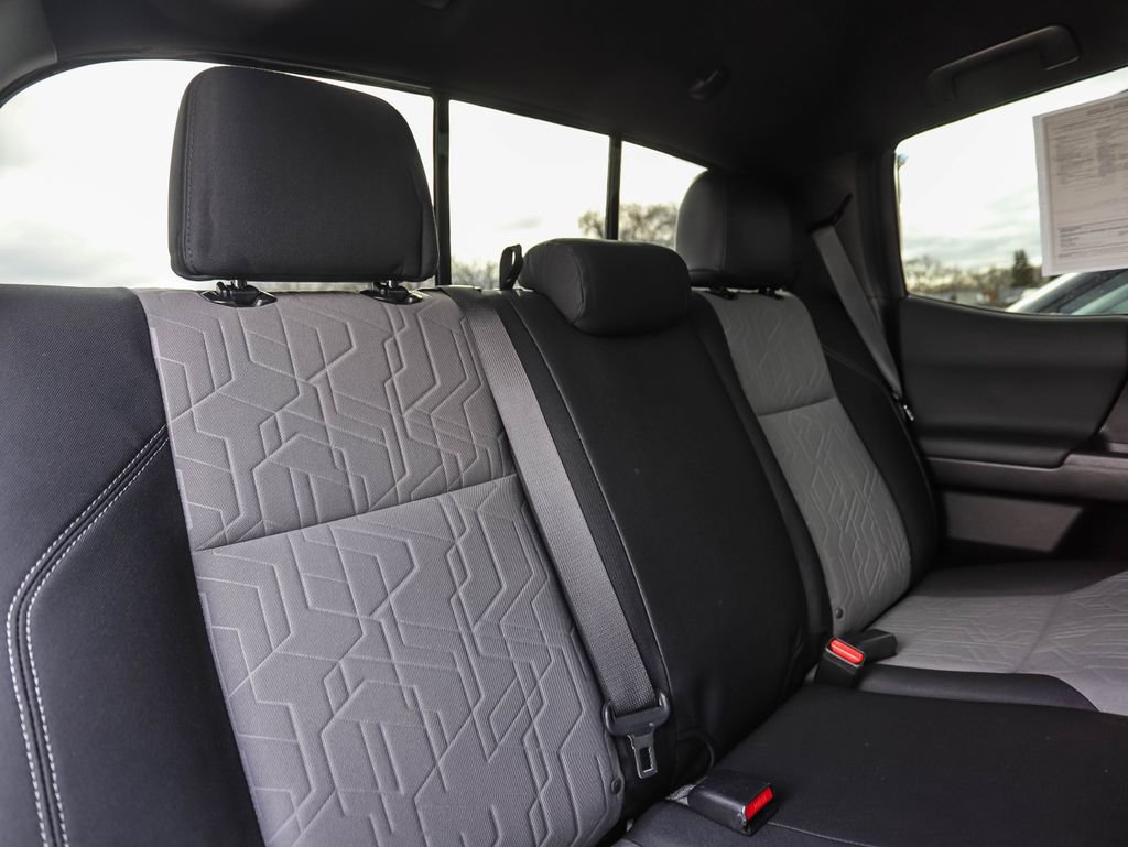 Used 2021 Toyota Tacoma TRD Sport w/ Technology Package RWD image 25