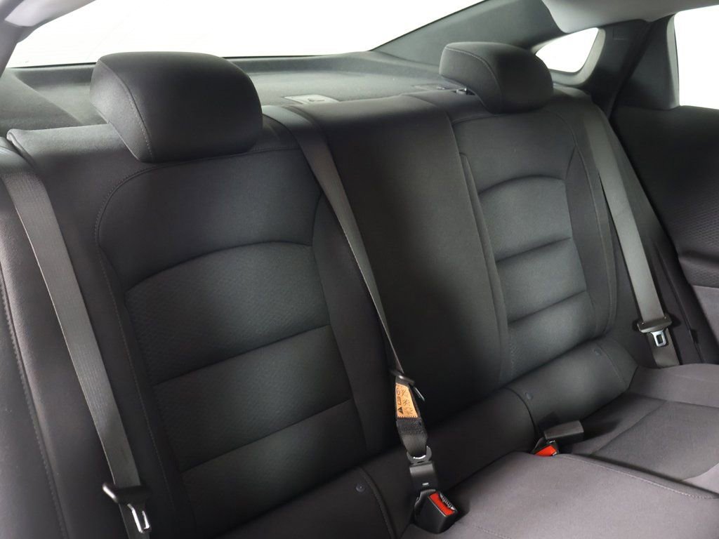 Used 2024 Chevrolet Malibu LS image 29