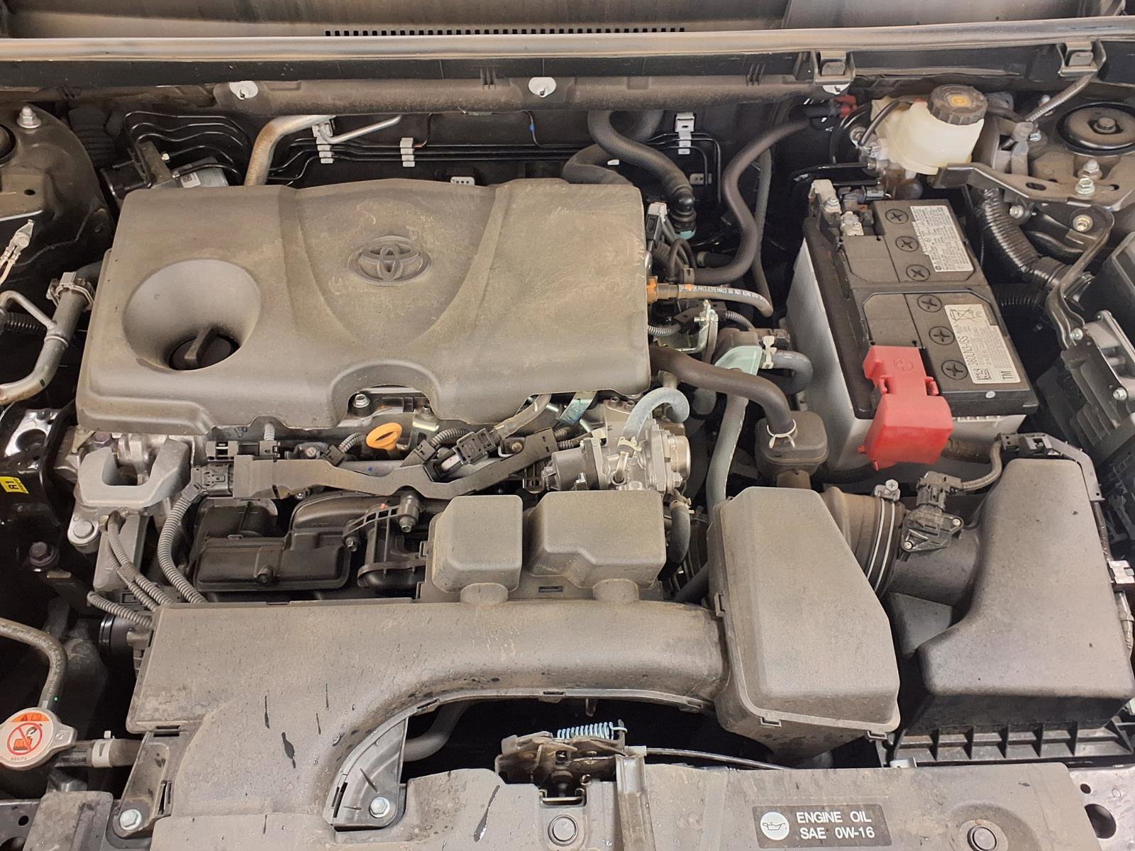 Used 2025 Toyota RAV4 XLE Premium FWD image 29