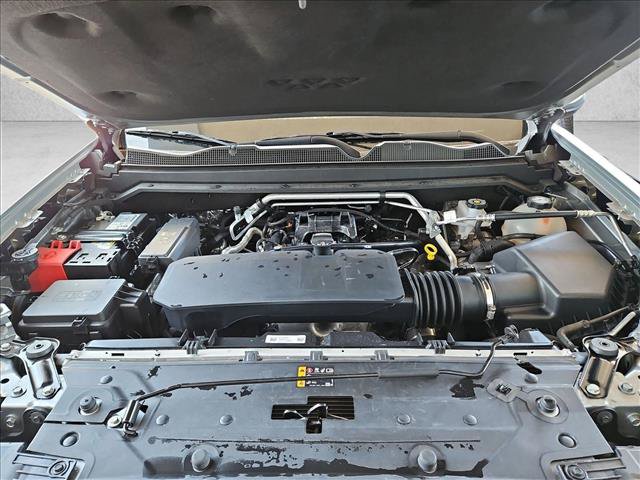Used 2024 Chevrolet Colorado LT RWD image 23