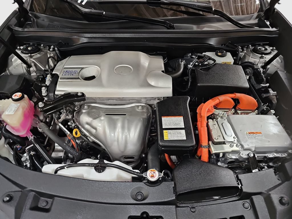 Used 2018 Lexus ES 300h w/ Luxury Package FWD image 23