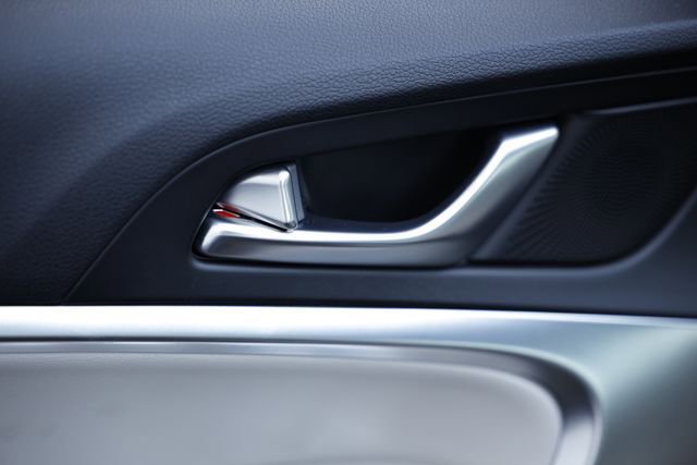 New 2025 Genesis G70 2.5T image 18