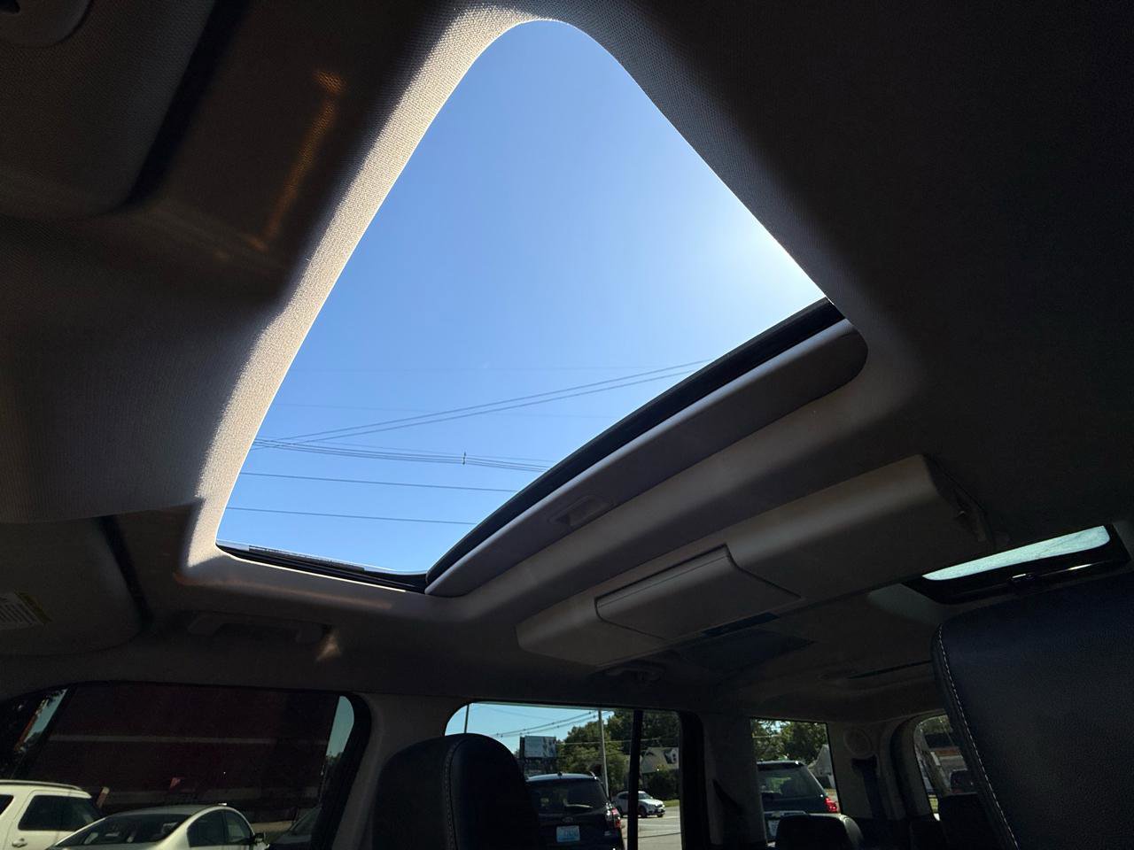 Used 2009 Ford Flex Limited FWD image 19