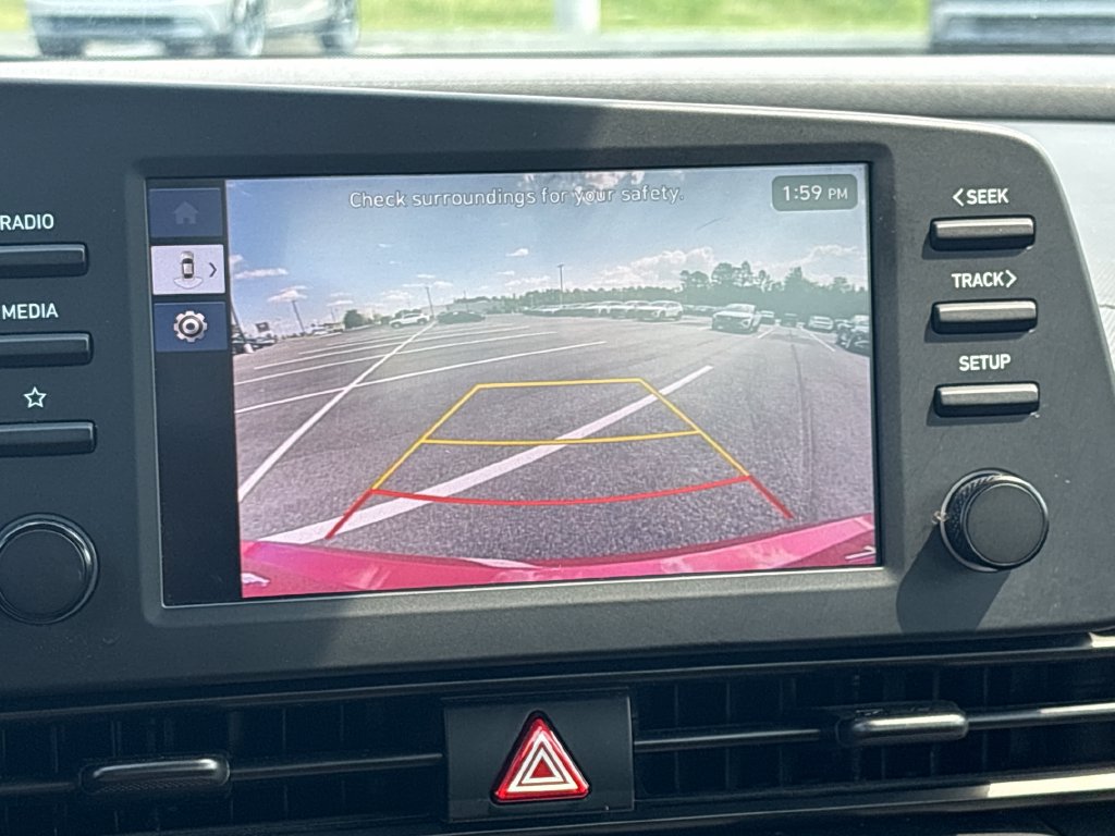 Used 2025 Hyundai Elantra Sport FWD image 19