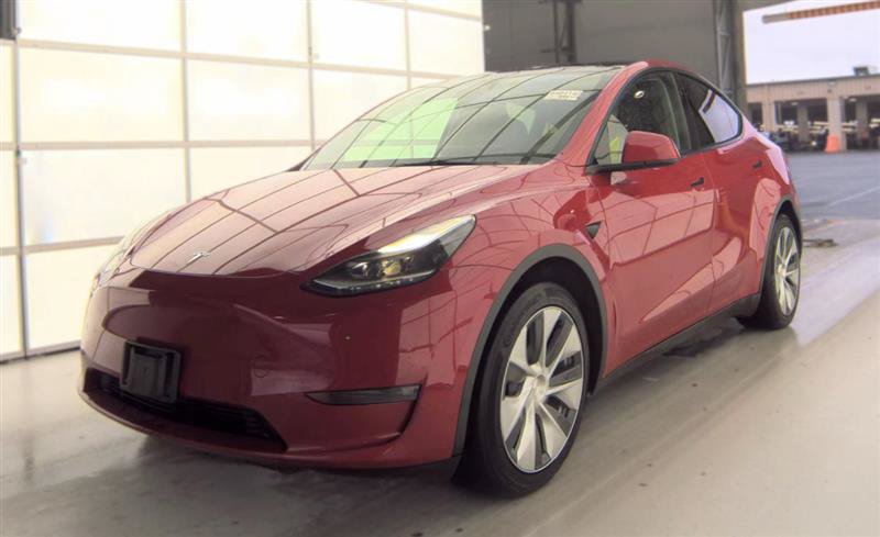 Used 2023 Tesla Model Y Long Range AWD/4WD image 3