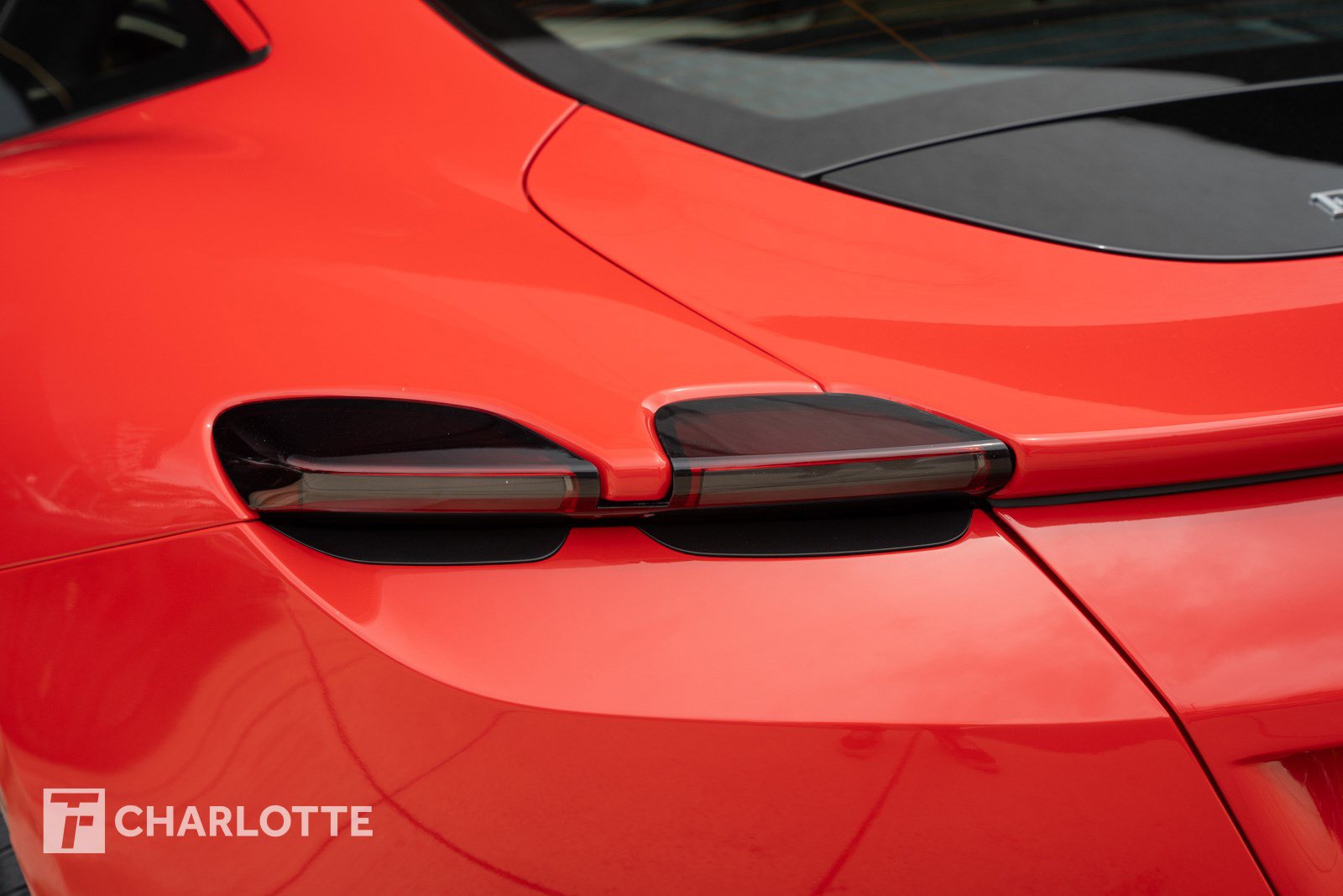 Used 2022 Ferrari Roma RWD image 15