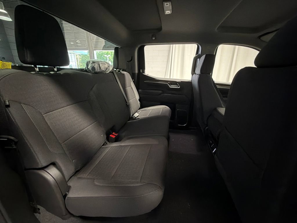 New 2026 Chevrolet Silverado 1500 RST AWD/4WD image 32