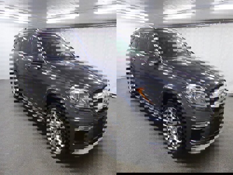 Used 2014 Mercedes-Benz GL 550 GL 550 4MATIC w/ Driver Assistance Package