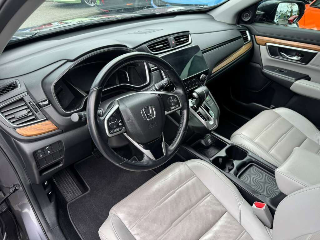 Used 2018 Honda CR-V Touring image 25