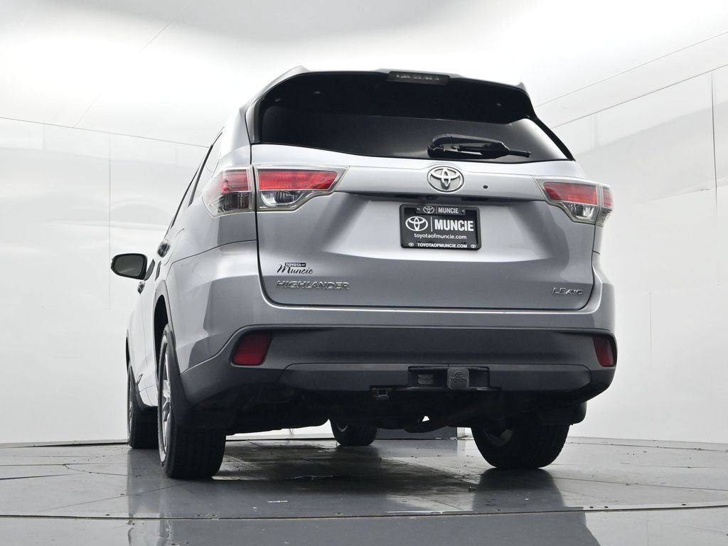 Used 2016 Toyota Highlander Plus AWD/4WD image 39