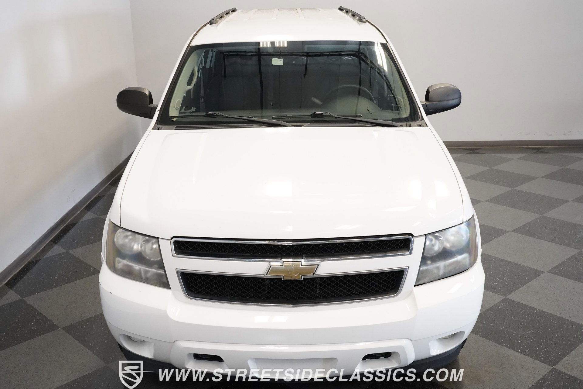 Used 2011 Chevrolet Suburban 2500 w/ Skid Plate Package image 23