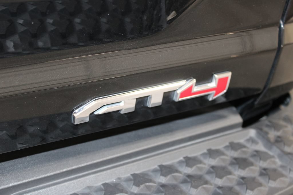 Used 2024 GMC Canyon AT4 AWD/4WD image 25
