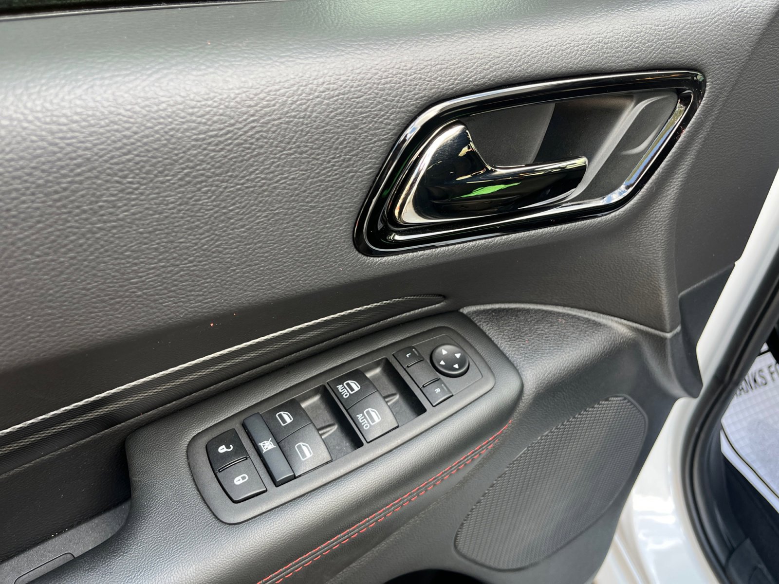 Used 2025 Dodge Durango GT w/ Blacktop Package image 14