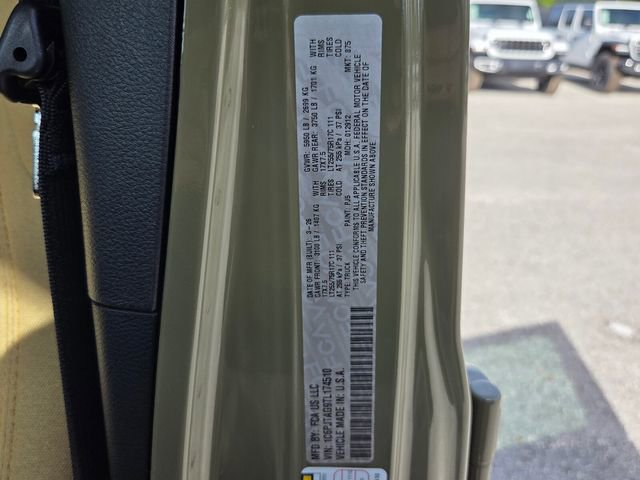 Used 2026 Jeep Gladiator Willys AWD/4WD image 14