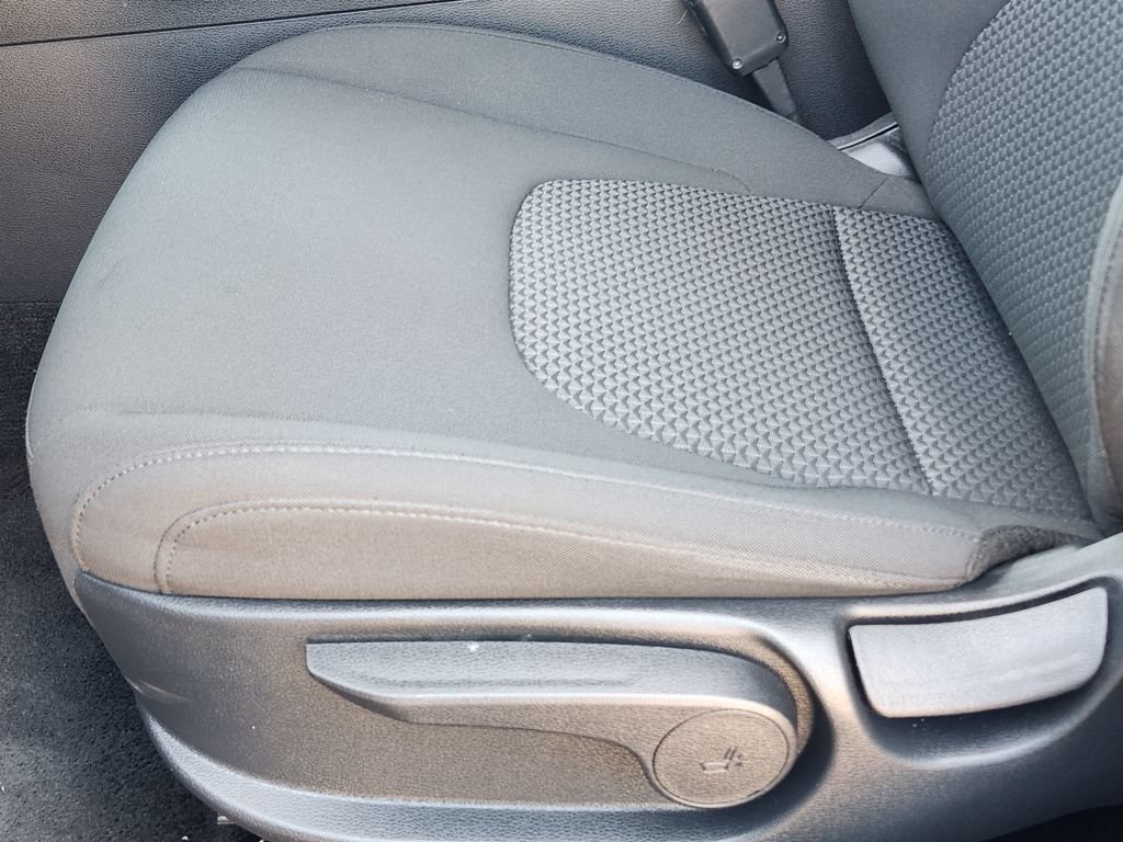 Used 2026 Kia Sportage LX FWD image 24