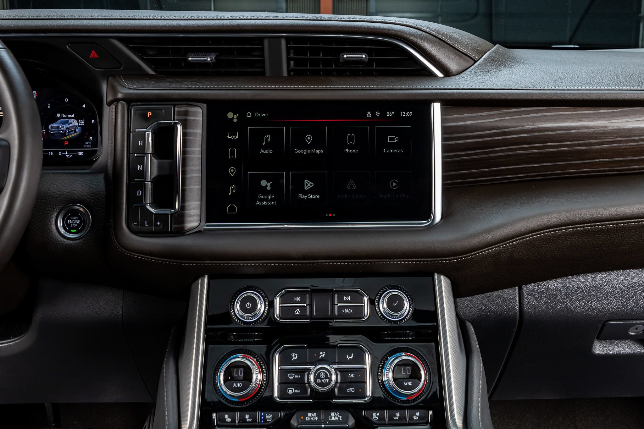 Used 2024 GMC Yukon Denali AWD/4WD image 24