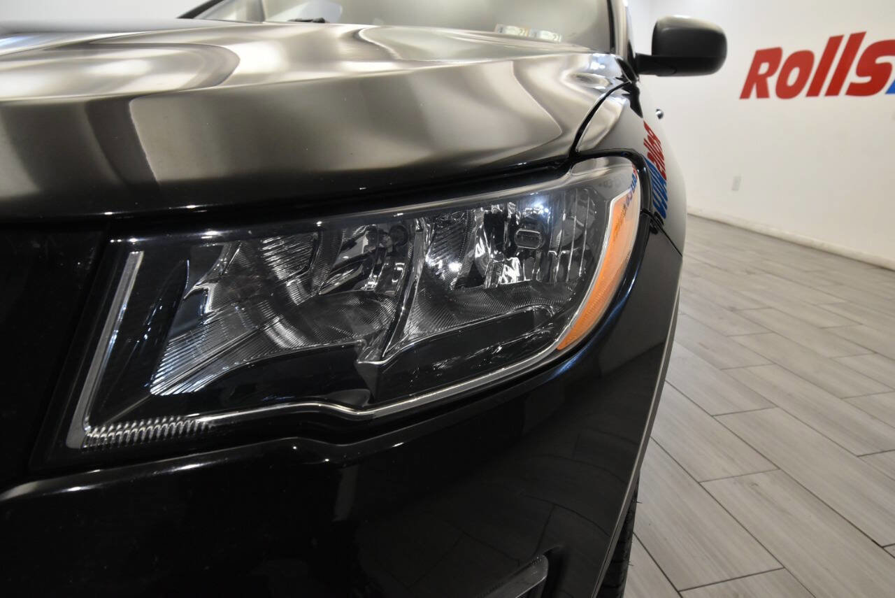 Used 2021 Jeep Compass Latitude AWD/4WD image 9