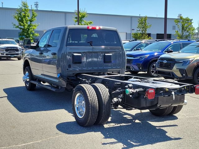 New 2026 RAM 3500 Tradesman w/ Chrome Appearance Group A AWD/4WD image 6