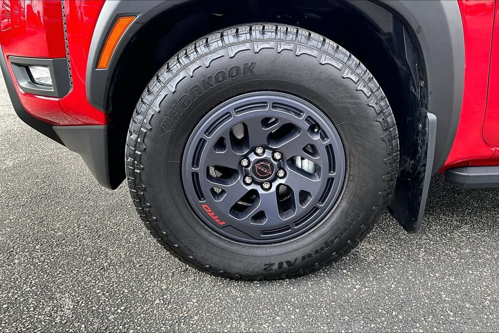 Used 2025 Nissan Frontier Pro-X w/ Pro Premium Package RWD image 11