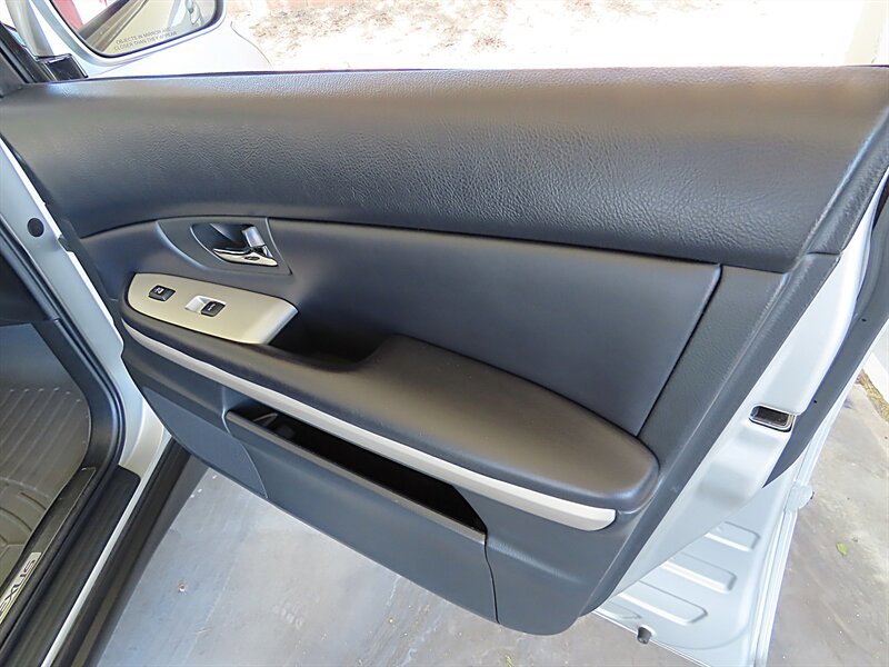Used 2006 Lexus RX 400h AWD image 29