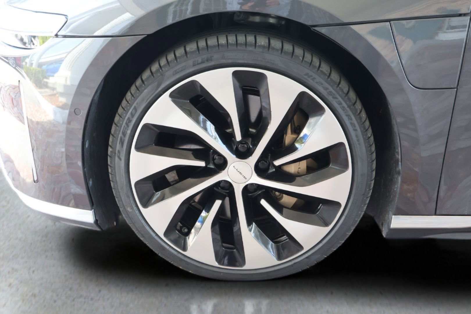 Used 2022 Lucid Air Grand Touring image 9