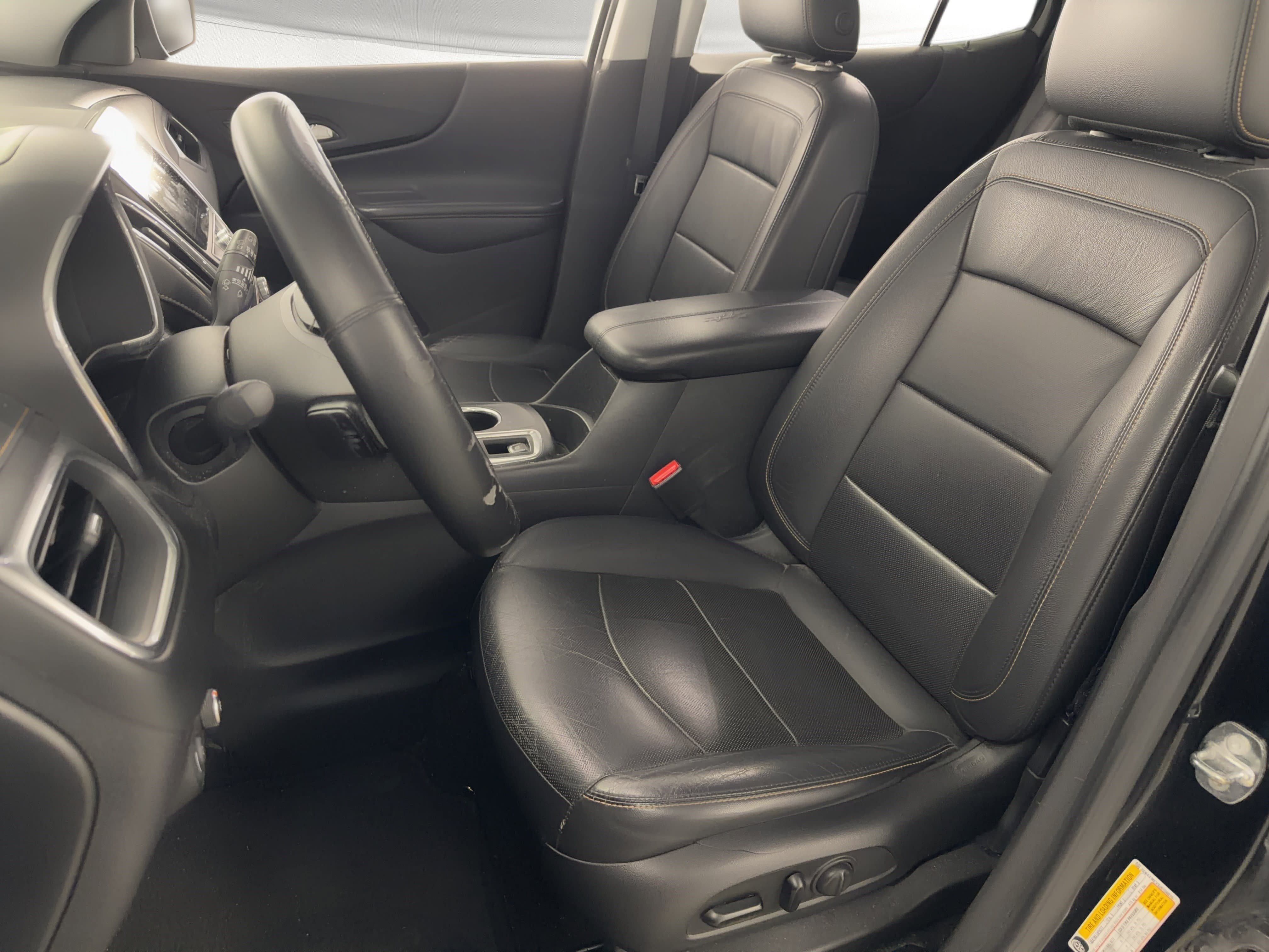Used 2018 Chevrolet Equinox Premier FWD image 5