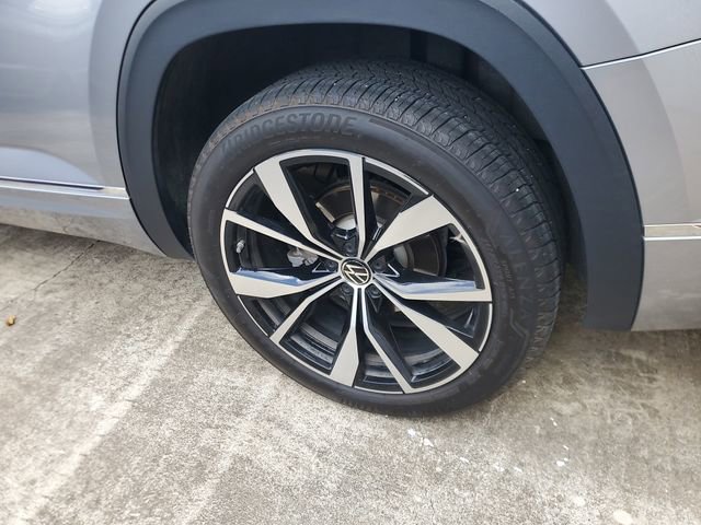 Used 2024 Volkswagen Atlas SEL Premium R-Line image 10