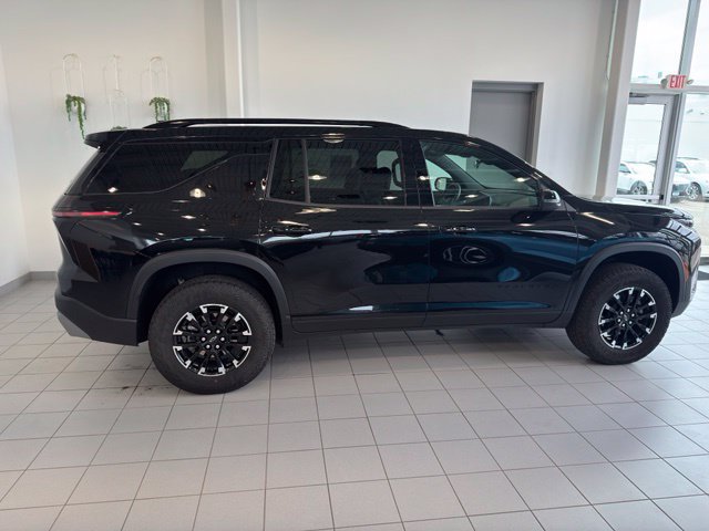 Certified 2025 Chevrolet Traverse Z71 w/ LPO, Floor Liner Package AWD/4WD image 42