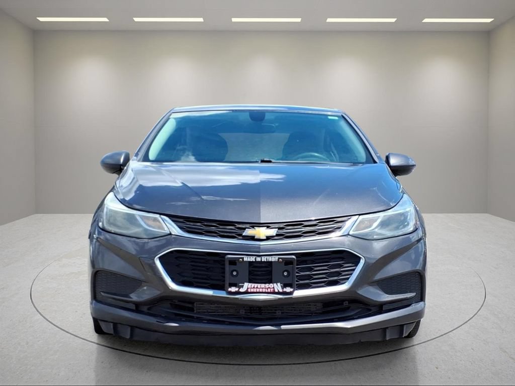 Used 2017 Chevrolet Cruze LT FWD image 24