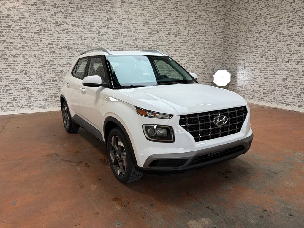 New 2026 Hyundai Venue SEL FWD image 1