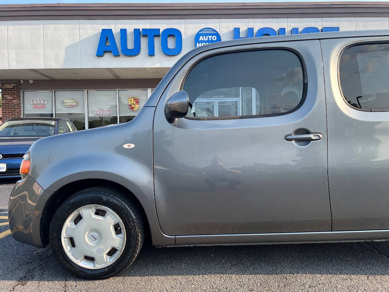 Used 2012 Nissan Cube 1.8 S w/ Interior Designer Pkg FWD image 36