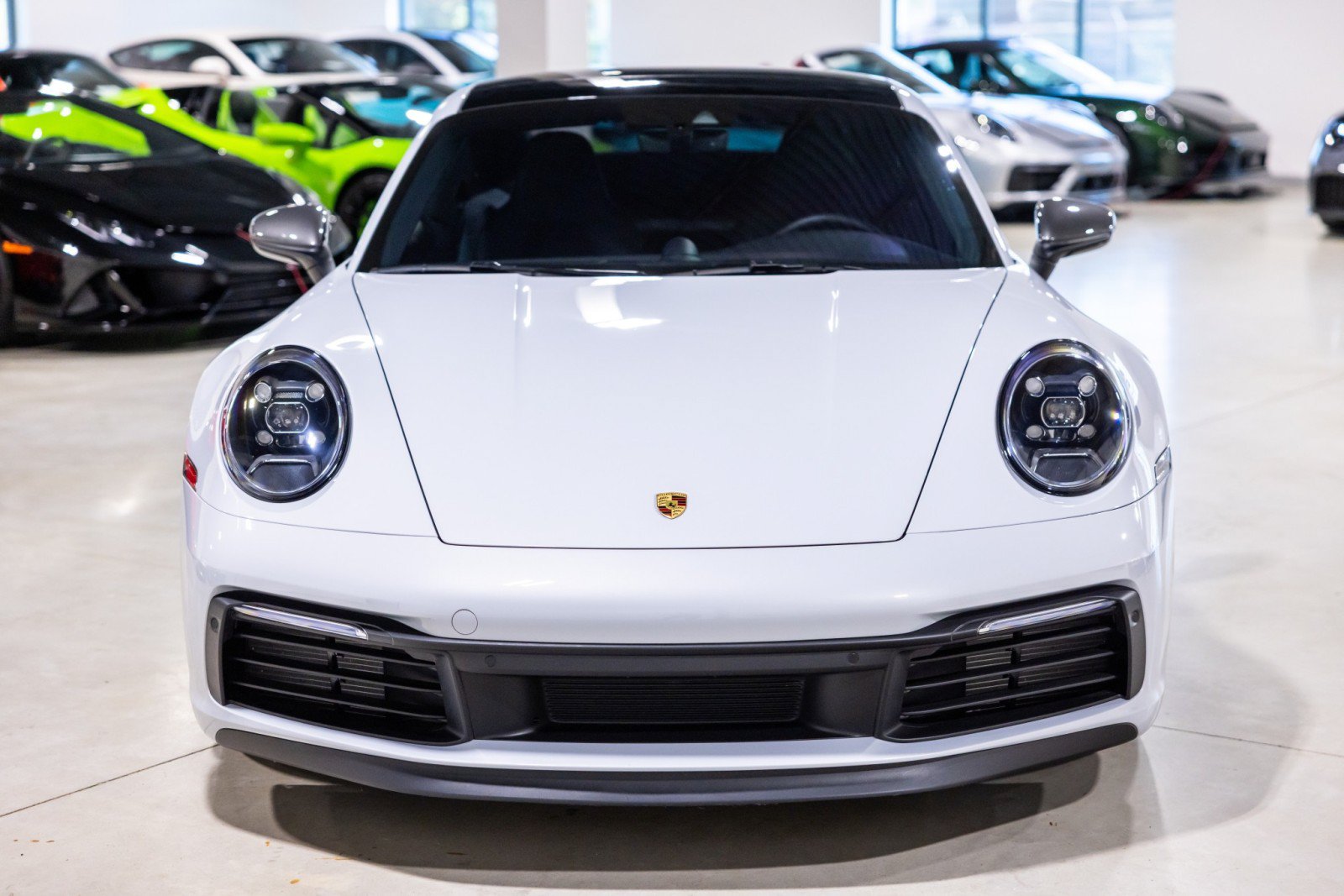 Used 2024 Porsche 911 Carrera T RWD image 11