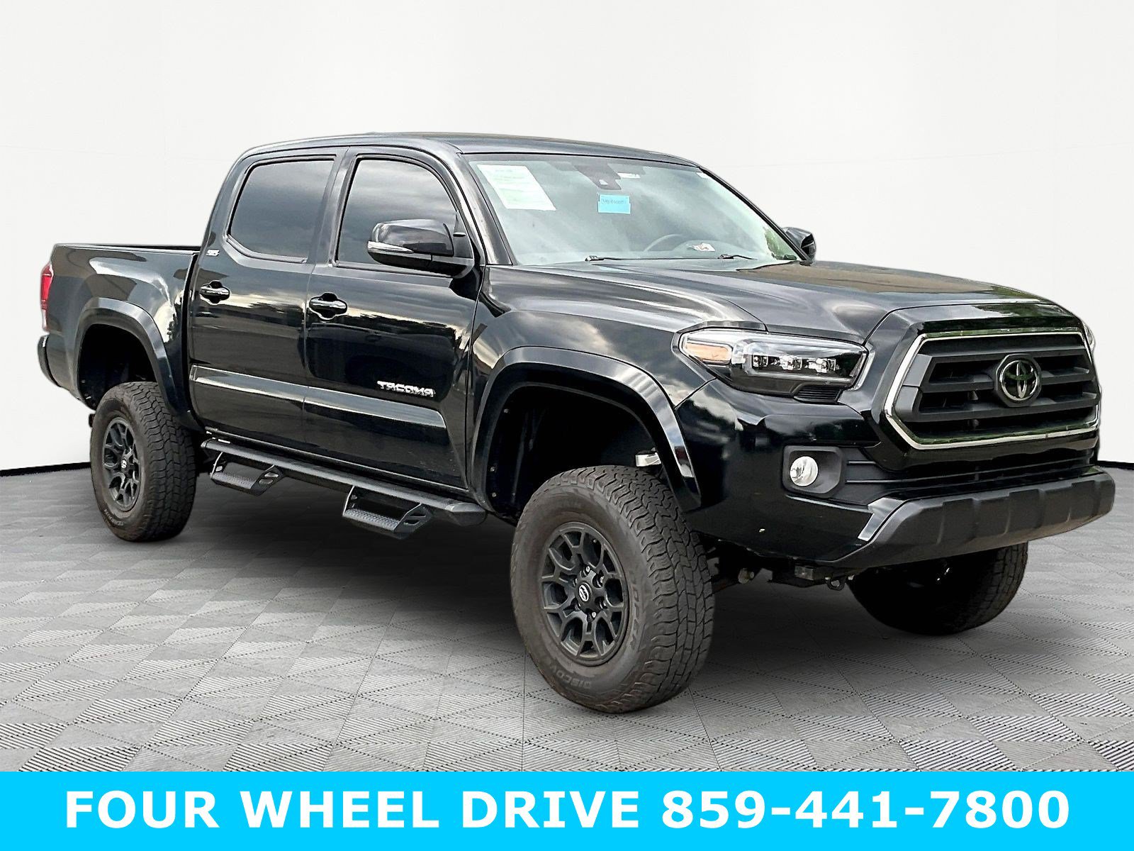 Used 2021 Toyota Tacoma SR5 w/ Technology Package AWD/4WD image 3