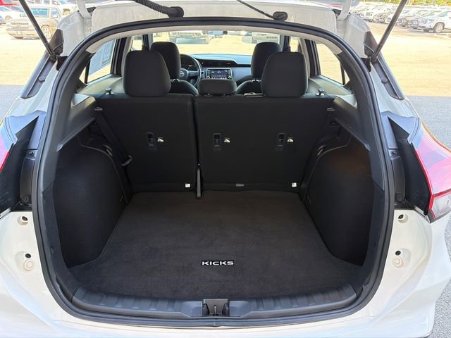 Used 2025 Nissan Kicks Play S FWD image 18