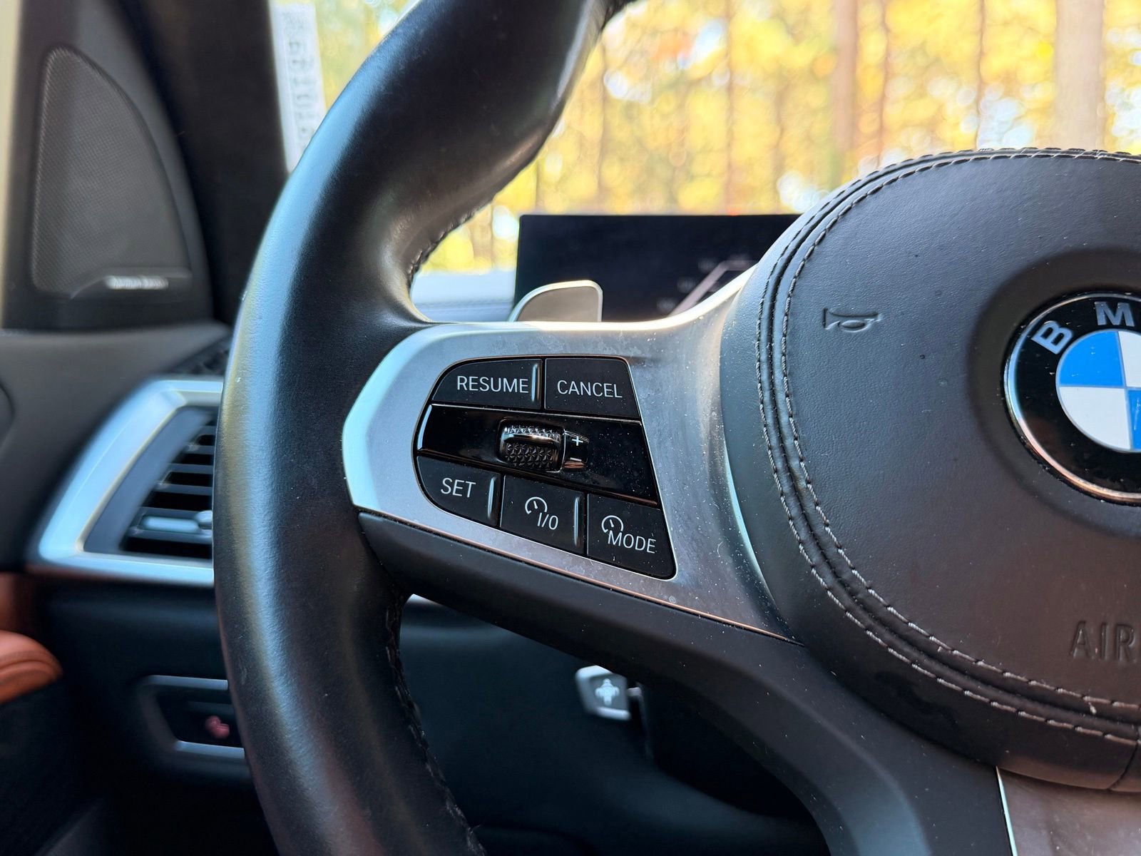 Certified 2024 BMW X7 xDrive40i w/ M Sport Package AWD/4WD image 26