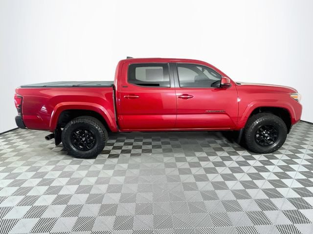 Used 2020 Toyota Tacoma SR5 AWD/4WD image 9