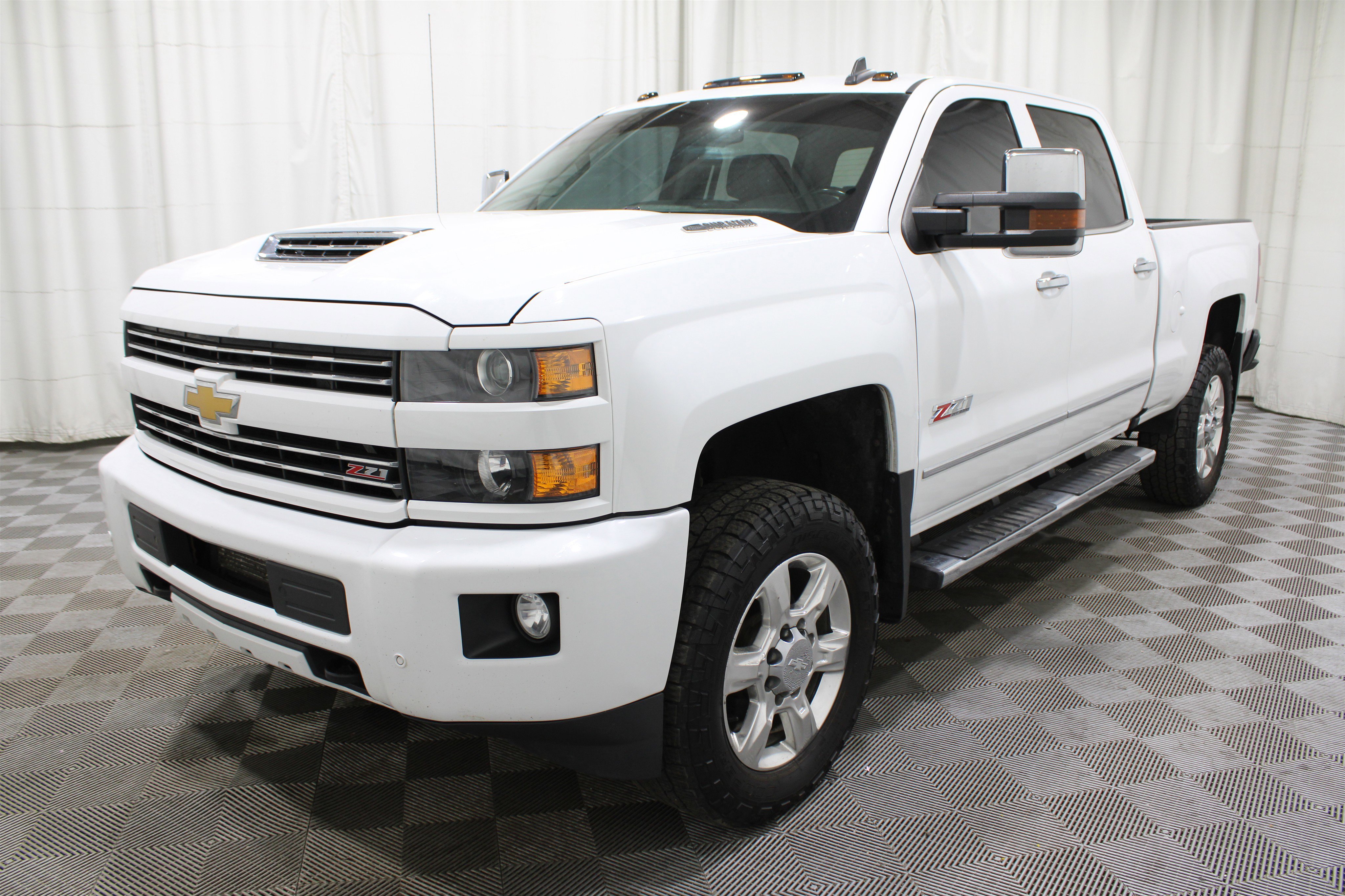 Used 2019 Chevrolet Silverado 2500 LTZ w/ Duramax Plus Package image 41