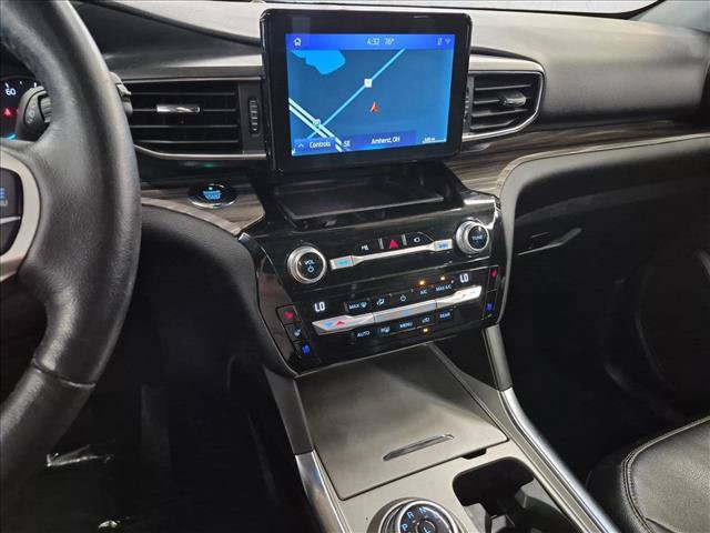 Used 2021 Ford Explorer Limited w/ Equipment Group 301A AWD/4WD image 15