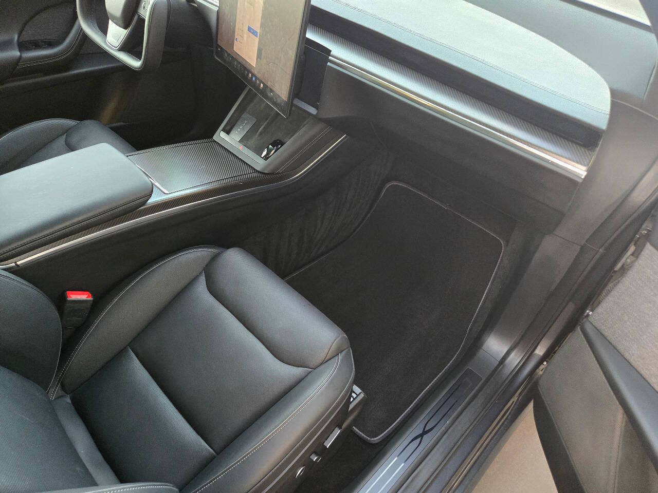 Used 2022 Tesla Model X Plaid AWD/4WD image 30