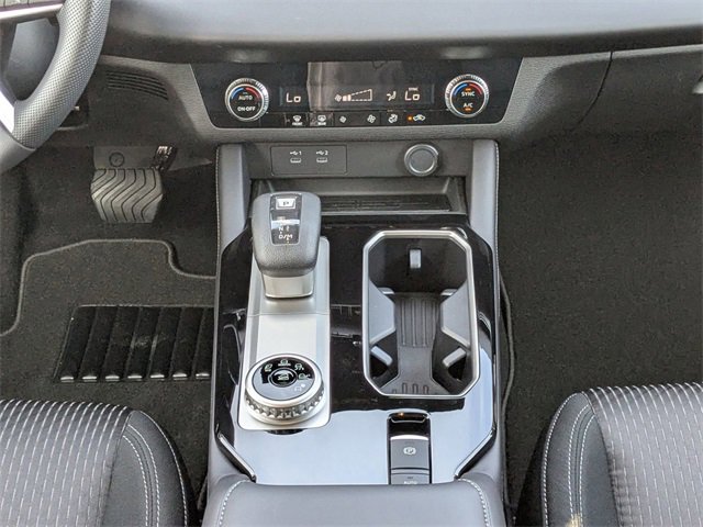 New 2026 Mitsubishi Outlander ES image 18