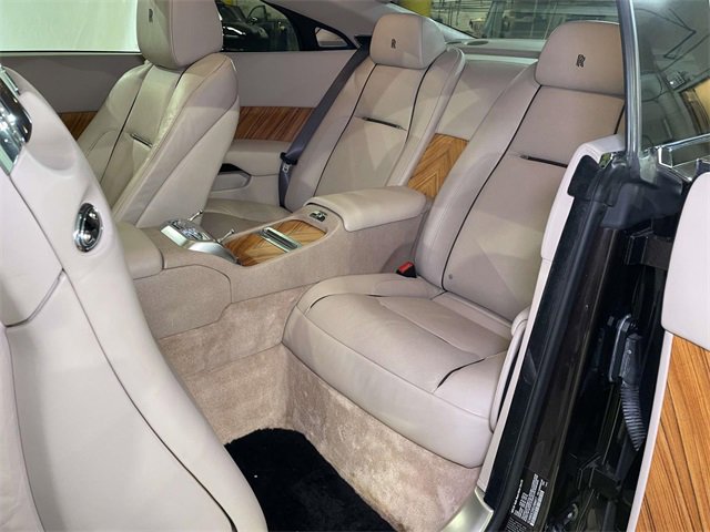 Used 2014 Rolls-Royce Wraith image 21