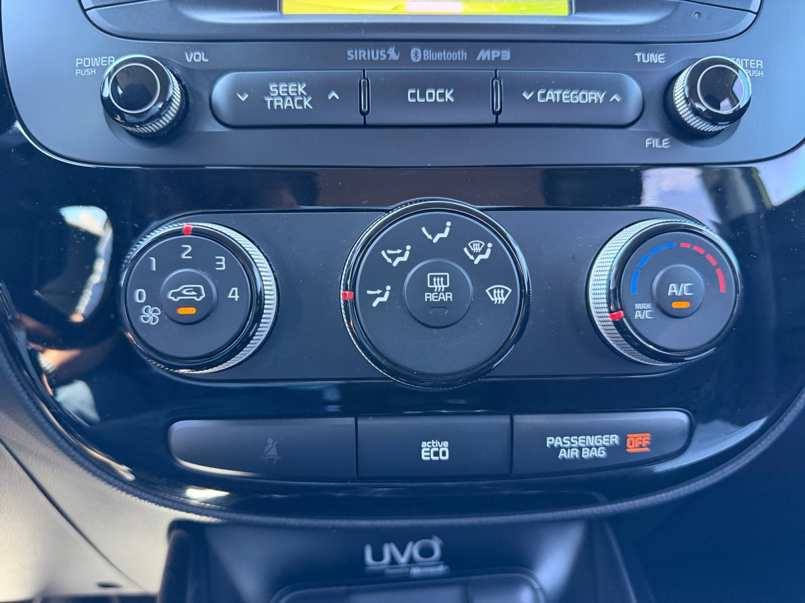 Used 2015 Kia Soul ! image 11